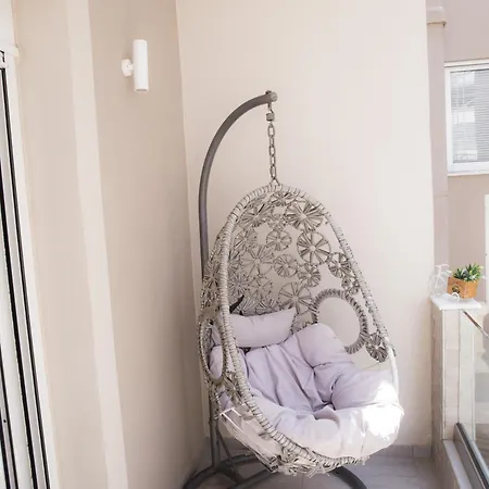 Diogenis Luxury Sea View 公寓