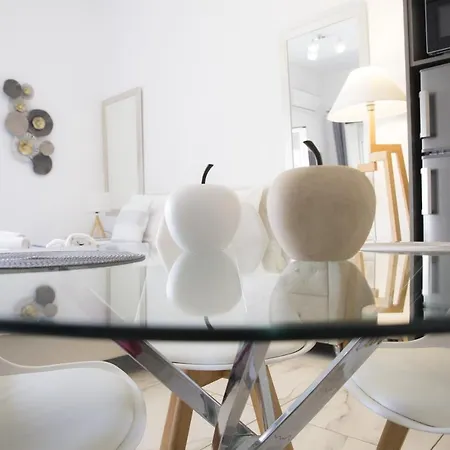 Diogenis Luxury Sea View Appartamento *