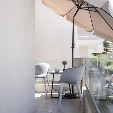 Diogenis Luxury Sea View Apartment